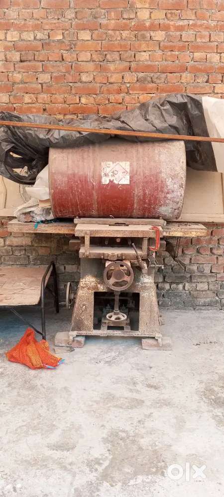Wodden machine