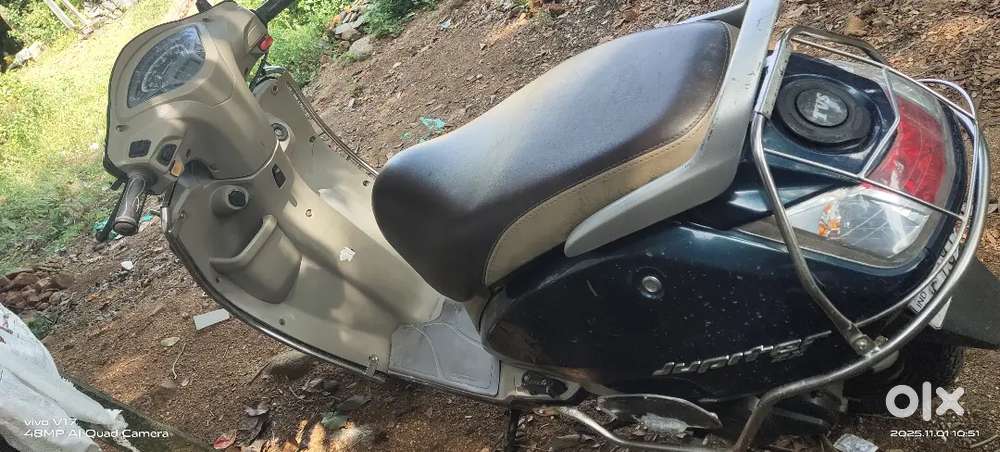 Jupiter Scooty Is for Sale