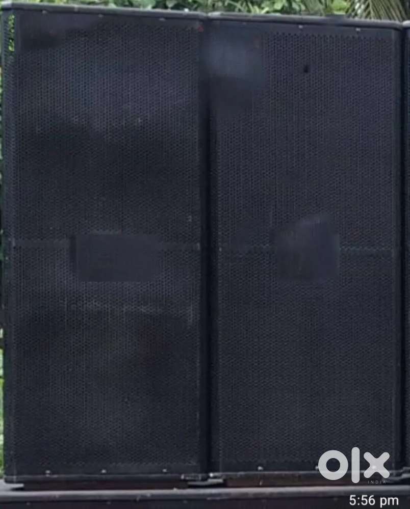 New one 15inch's Srx 725 2 tops