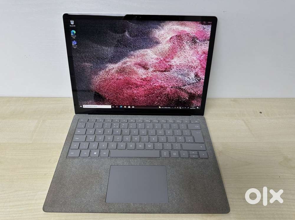 Microsoft surface laptop 2 1769