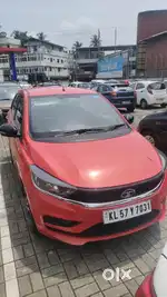 Tata Tiago 1.2 Revotron XT (O), 2022, Petrol