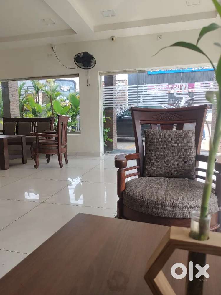 Restaurant And Bar Incharges