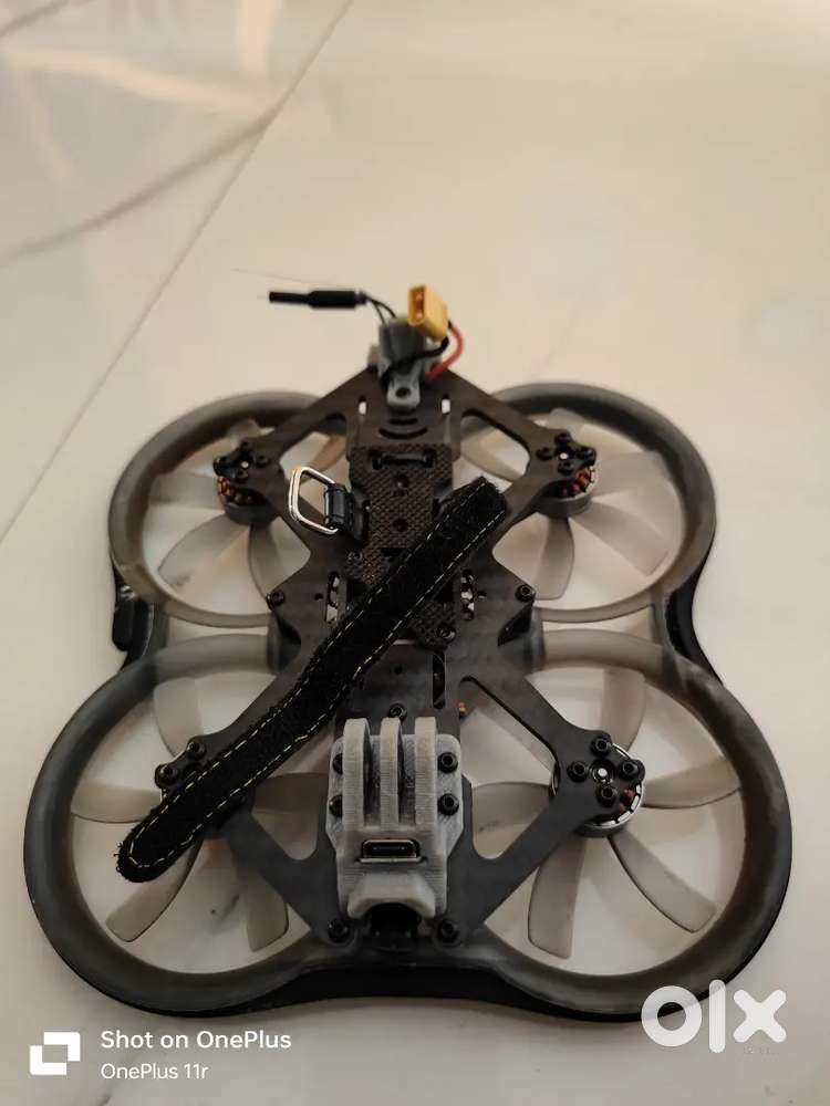 Fpv cinewhoop drone