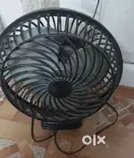 Black table fan