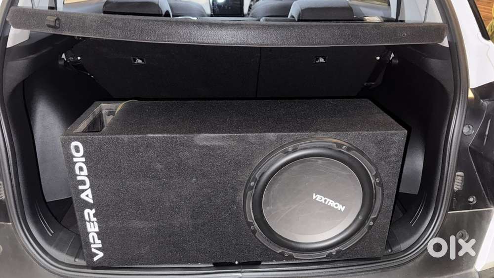 Woofer with enclouser vextron