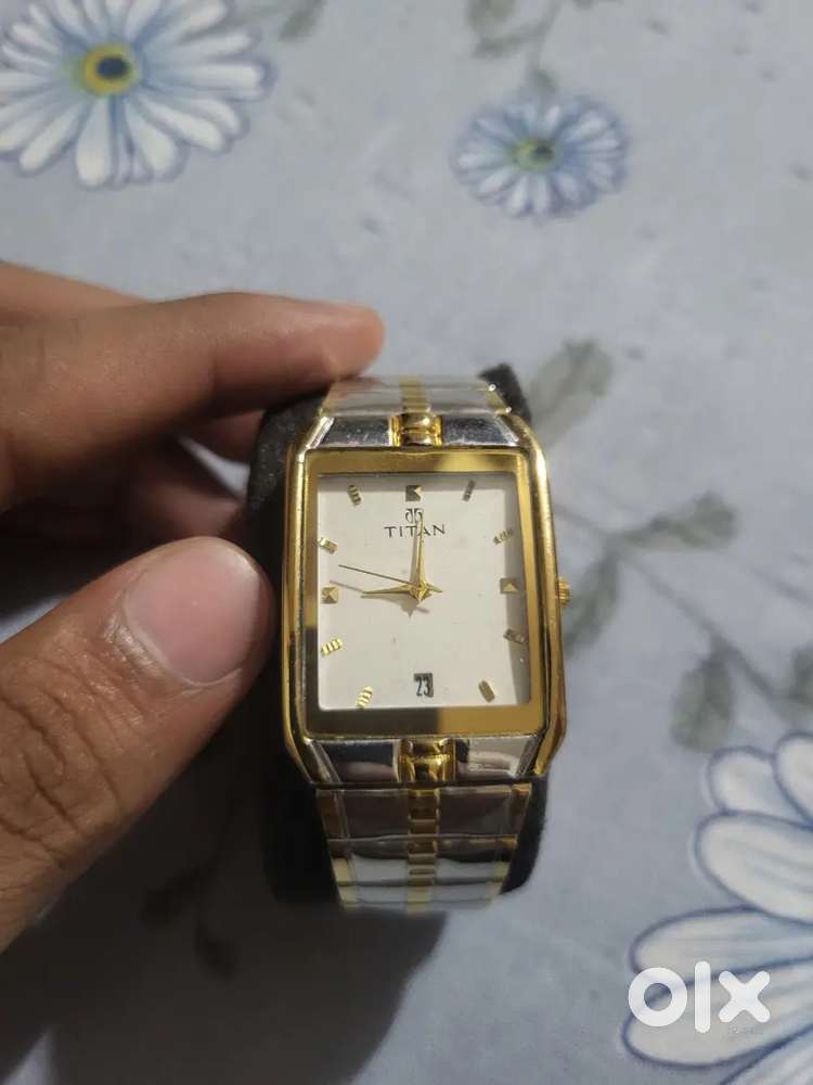 Titan watch without use