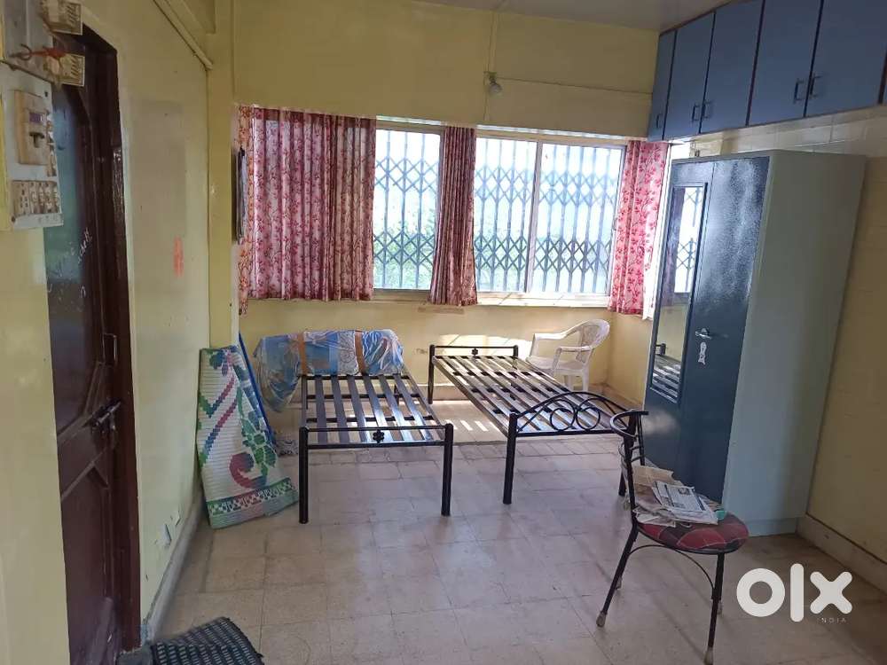 PG @ Fergusson road Gents