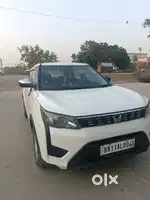 Mahindra XUV300 2019 Diesel 104578 Km Driven car in good condition.