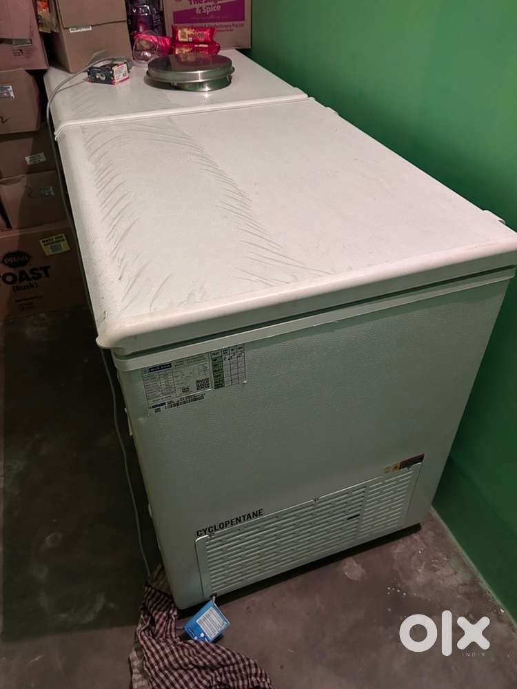 Blue star (5star) 700 LTR chest cooler 3 month old