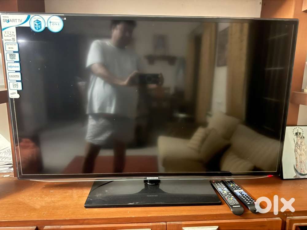 Samsung smart 50 inches LED
