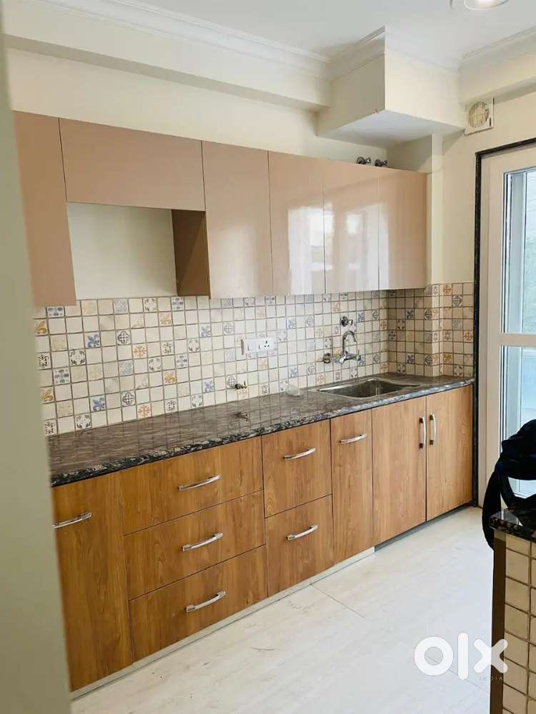 2bhk semi furnished available for rent