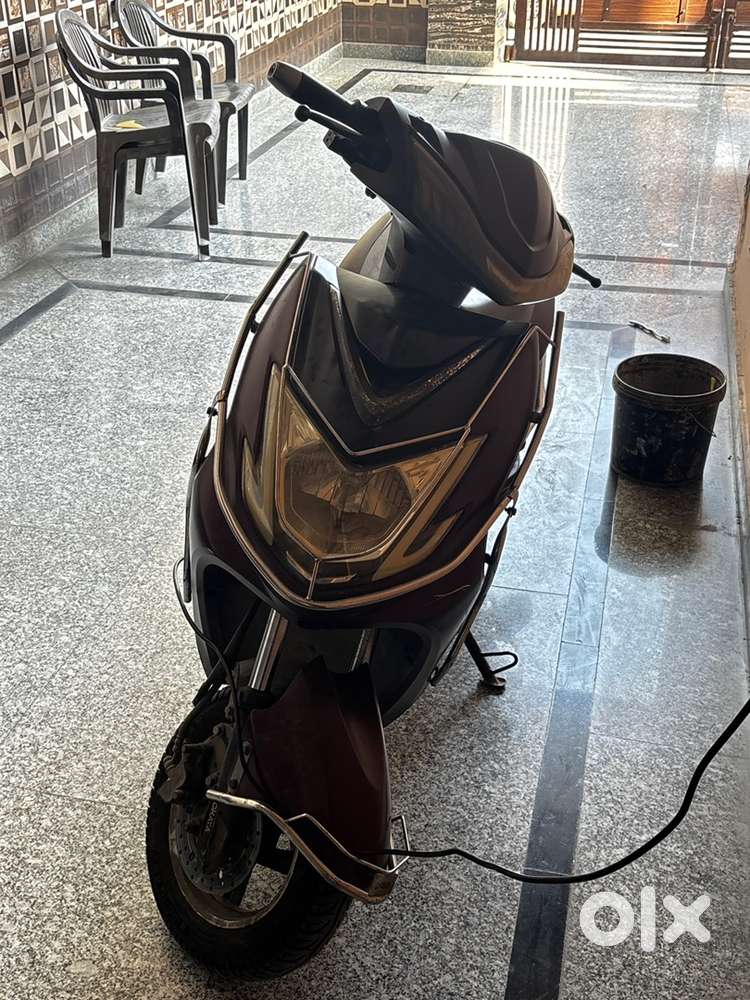Okaya Electric Scooty