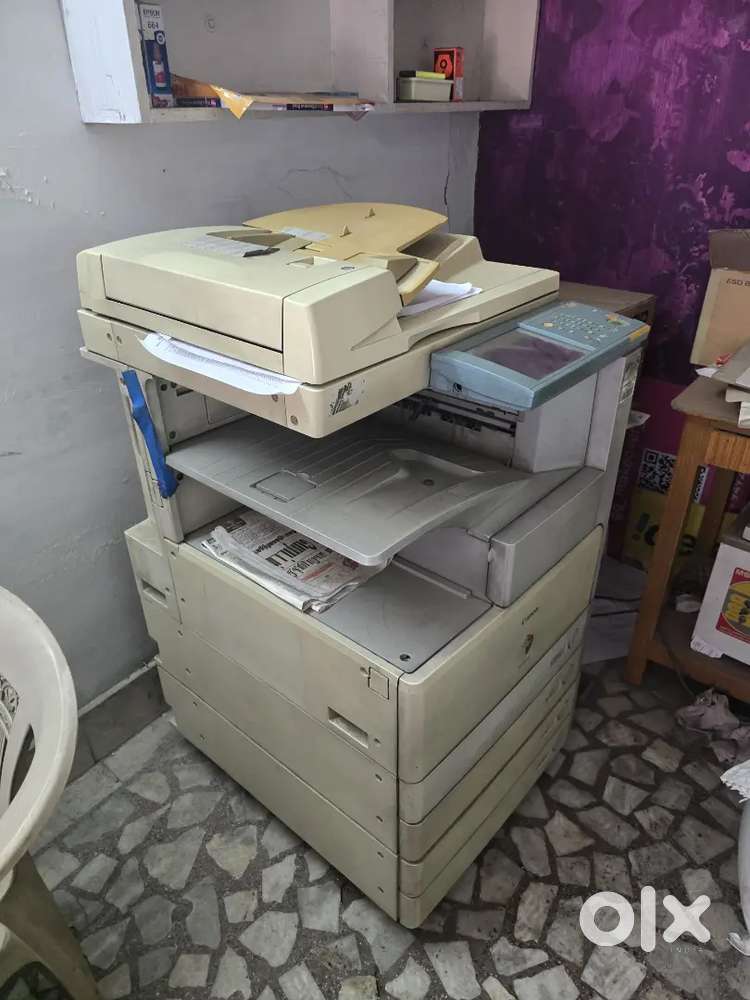 Commercial xerox machine small for shops