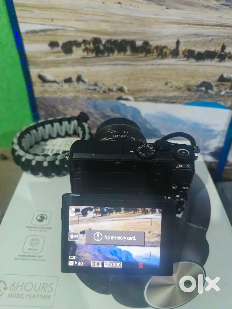 Nikkon J5 vlogging camera for sale