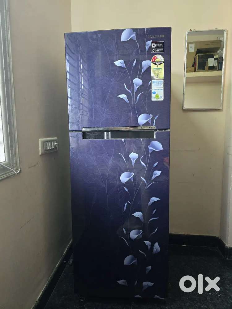 Iam selling a samsung  double door fridge in good condition.