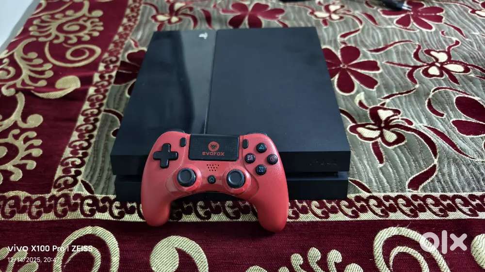 PlayStation 4 - 1TB