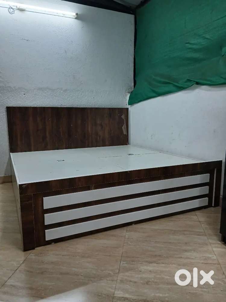 King size bed with free home delivery and fitting