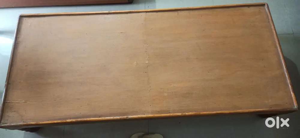 Single wooden bed