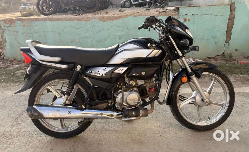 HERO HF DELUXE MODEL 2024 ONLY 9000 KM DRIVEN