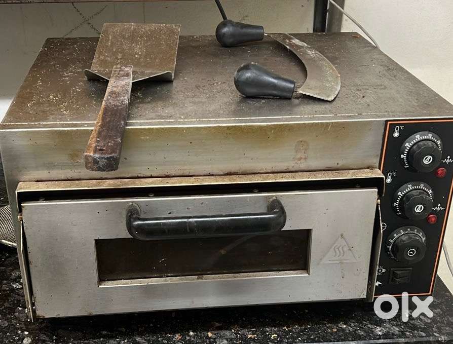 Pizza oven