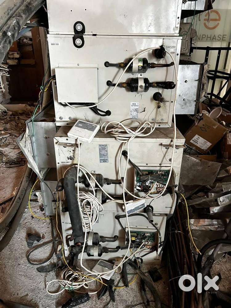 SCRAP CHILER BUYER/SELLER NOIDA,WE BUY SALE TYPE OF CHILLER  COMMERCIA