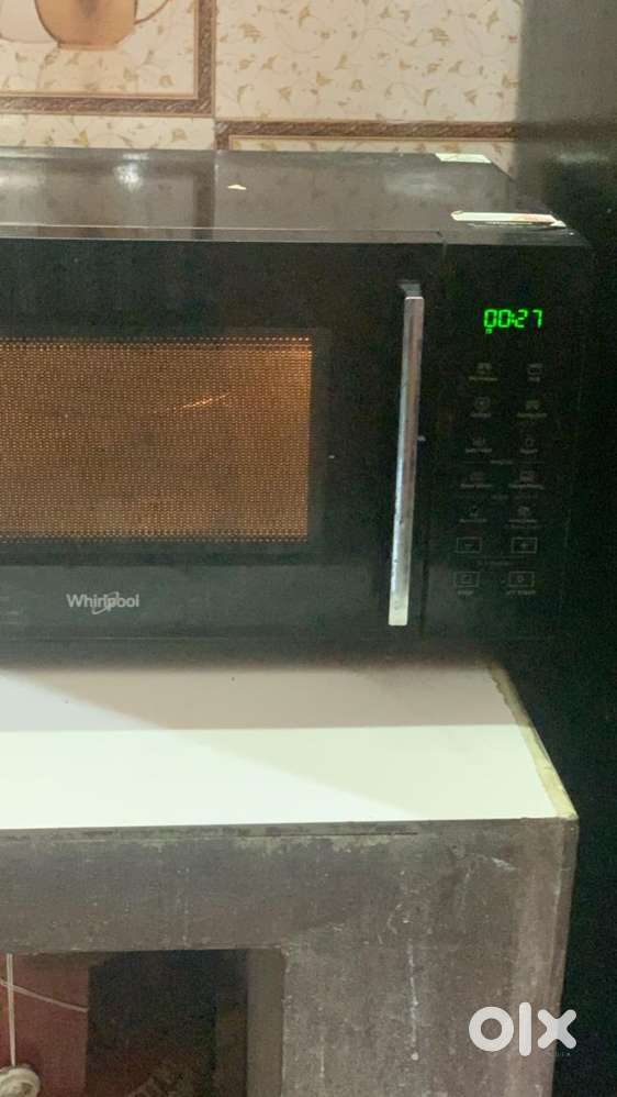 microwave oven