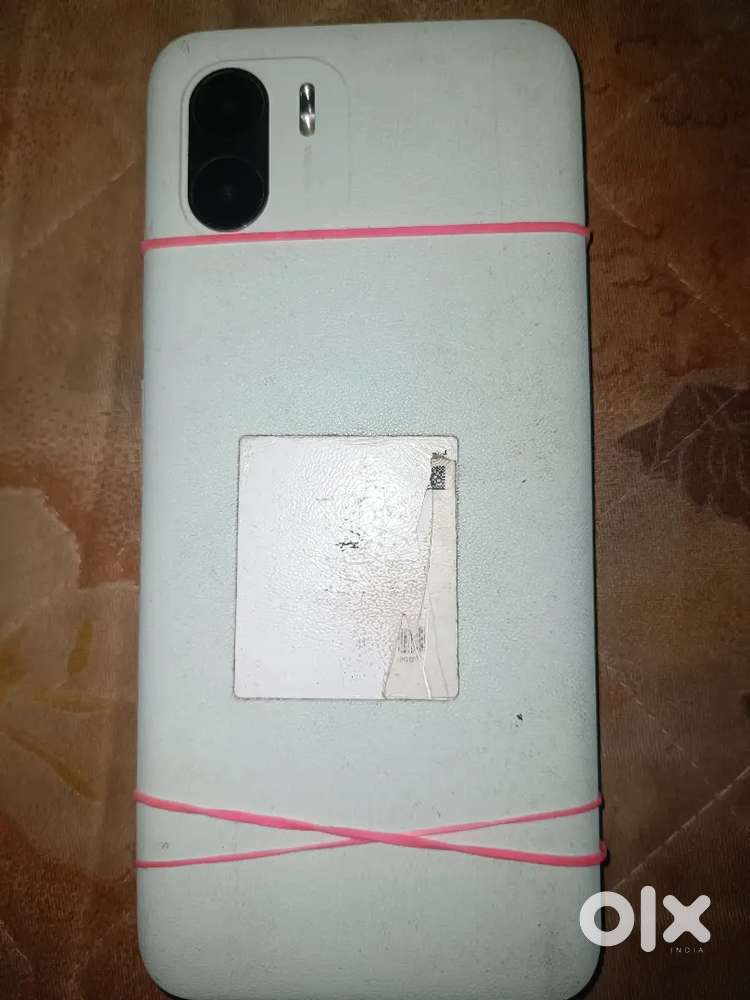 Phone active ba thoda kharcha hai baki thik hai bill hai mobile ka