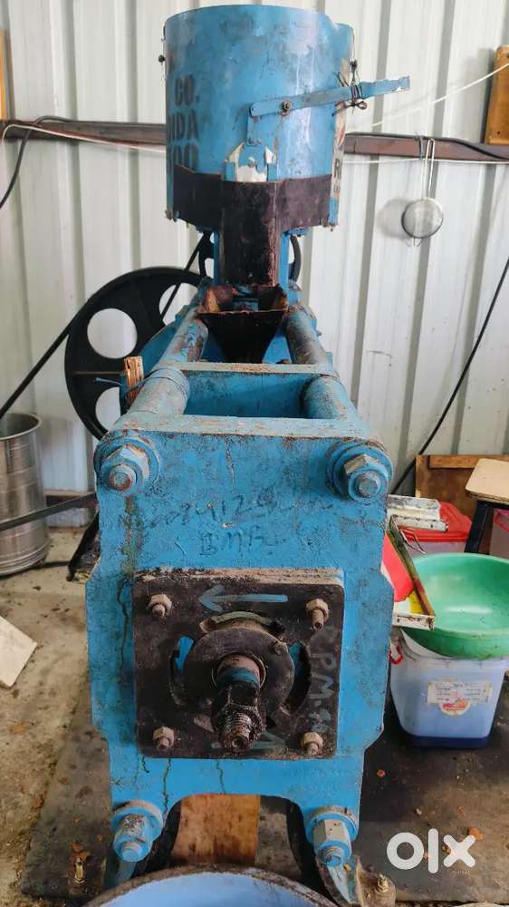 Oil Expeller (18x3.5, Single Gear) 4 Bolt with 10Hp Moter