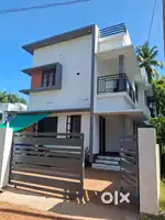 10 cent plot with2895sqft 4 bhk independent house,   Chottanikkara