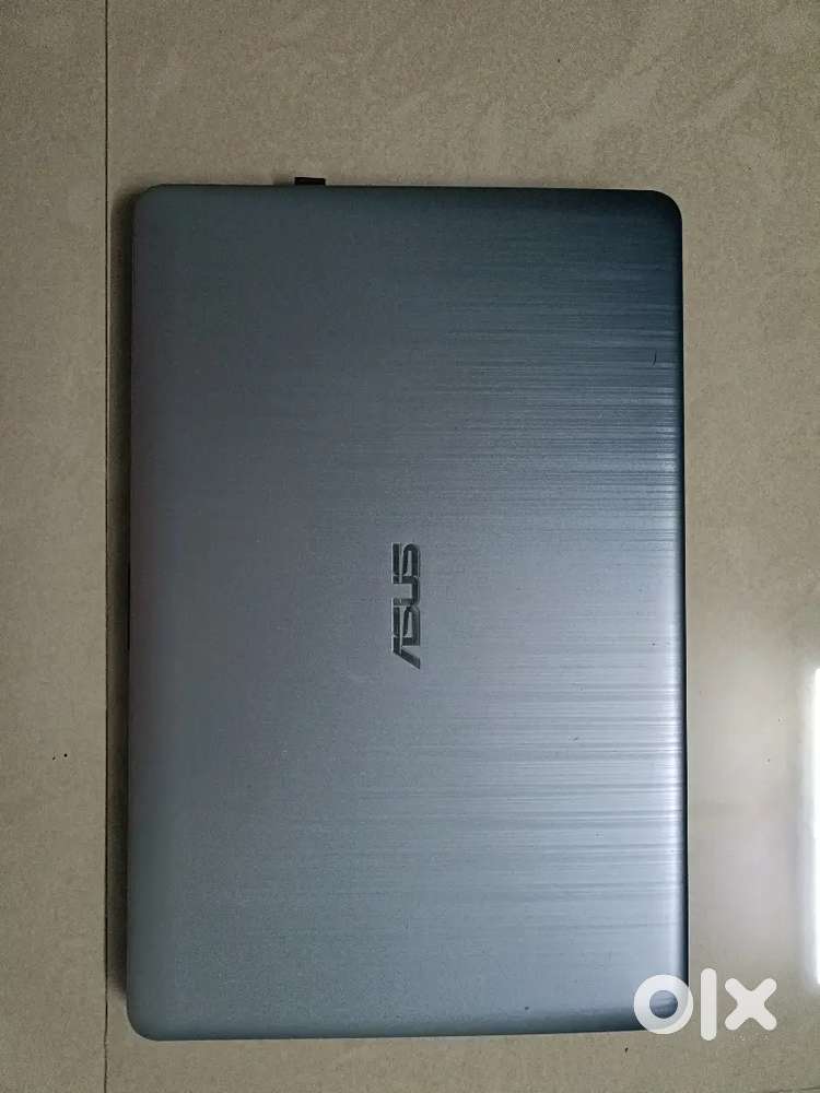 Asus VivoBook Laptop very good condition
