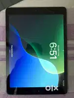 iPad 7th gen 32 gb wifi only + apple pencil + earpods