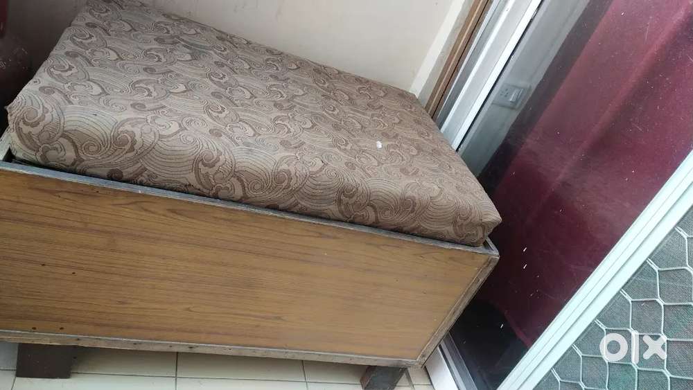 Sethi wooden 2 piece