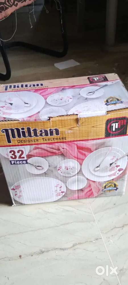 32 piece Dinner Set ( Bulk- 7 sets)