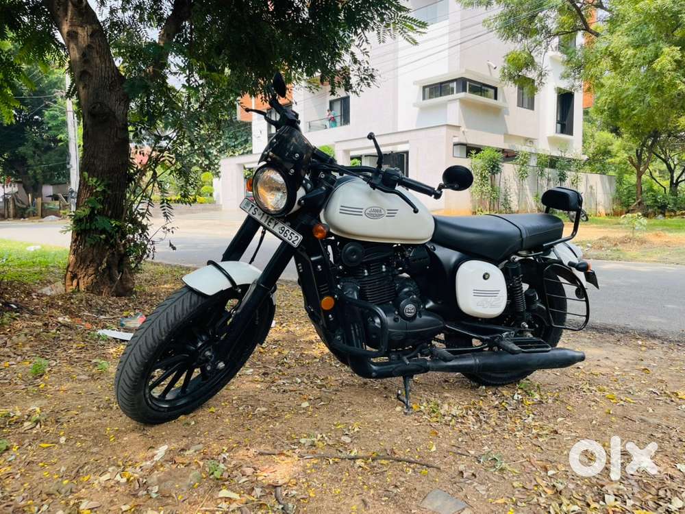 2022 Jawa 42, 13000km