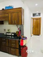 I need girl room mate