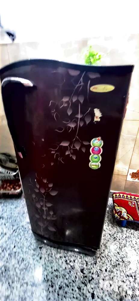 Godrej Single Door Fridge (180-200 Litre)