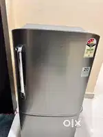 Samsung 183 litre refrigerator 3 star with digital inverter
