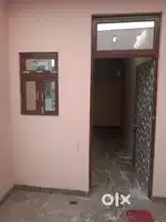 FULLY FURNISHED ALLOWED STUDENTS AND RELATIONSHIP PERSON ALSO