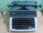 TYPEWRITTING MACHINE