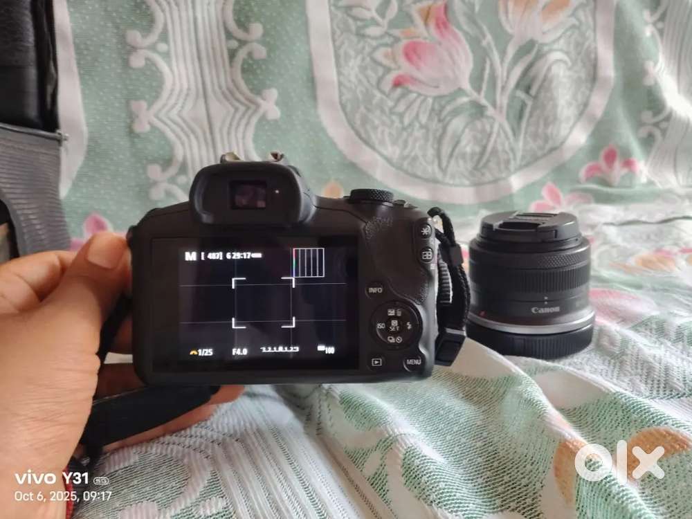 Canon r100 with rf 75-300 lens