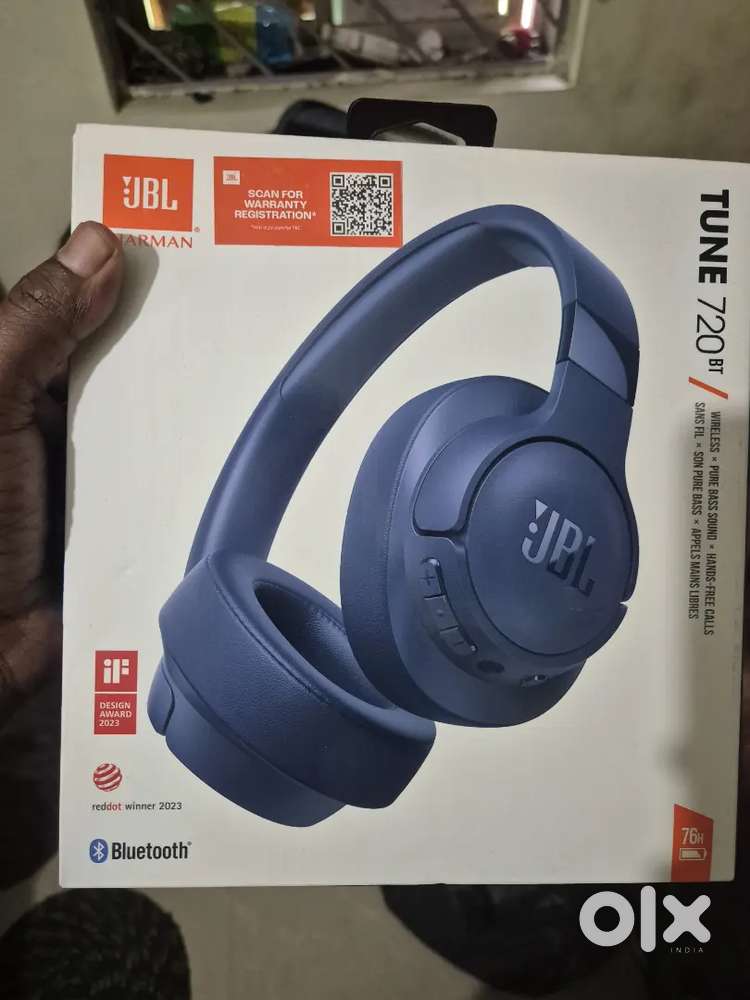 Jbl bluetooth  ear phone