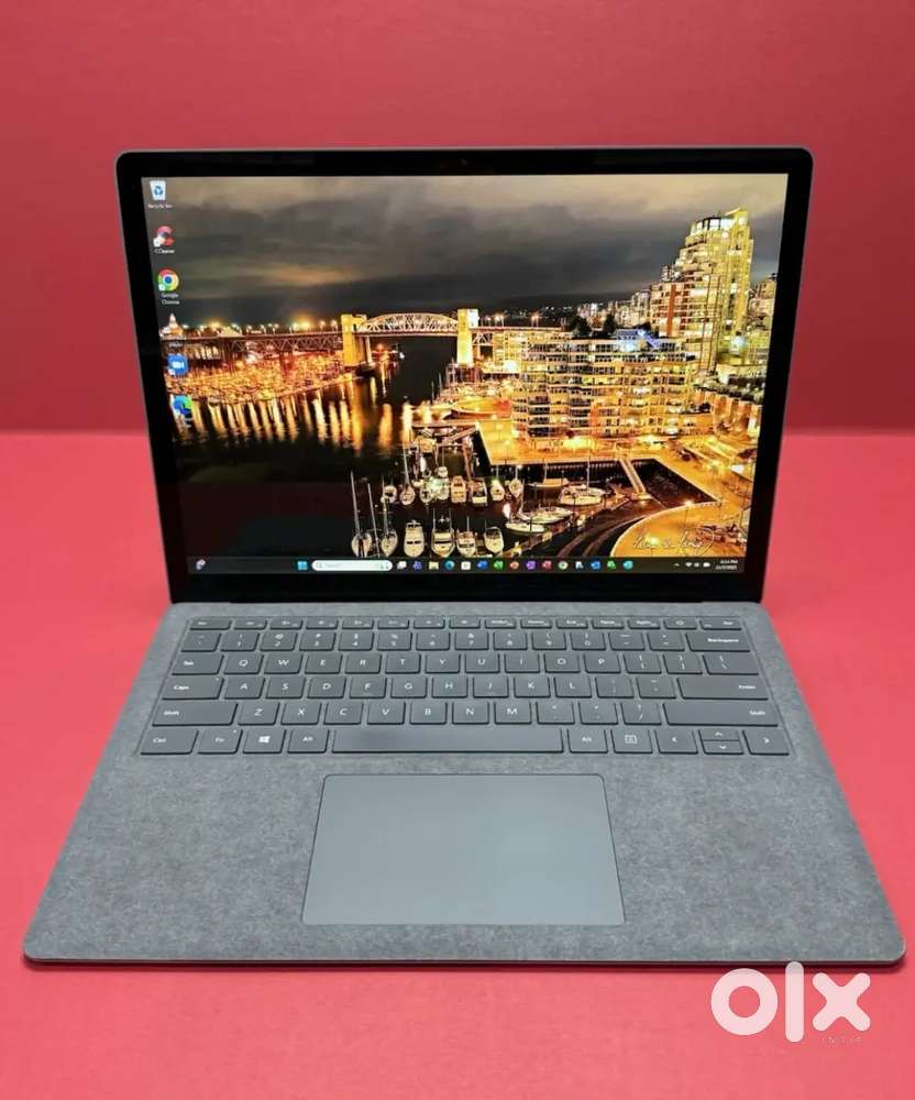 Microsoft Surface Laptop 3 - Intel Core i5-1035G7/256GB SSD/16GB RAM