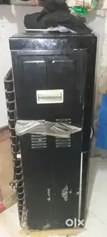 Bluestar water dispenser fully working.