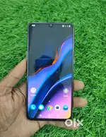 ONEPLUS 6T  - RAM 8GB / STORAGE 128GB