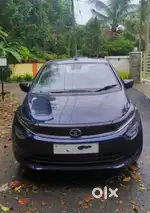 Rent a car available for Monthly / weekly  rent .