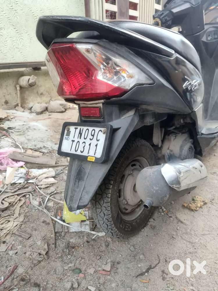 Honda dio dx singal owner insurance current remote control bike