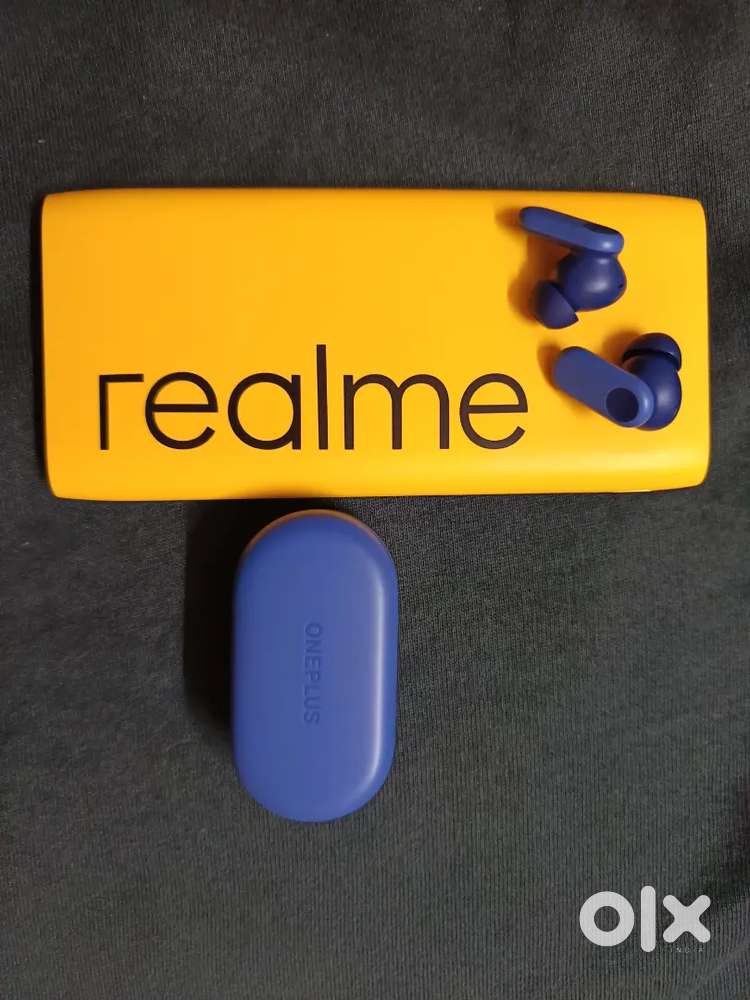 OnePlus Nord Buds 2r and Realme Power Bank 2i (10000mah)
