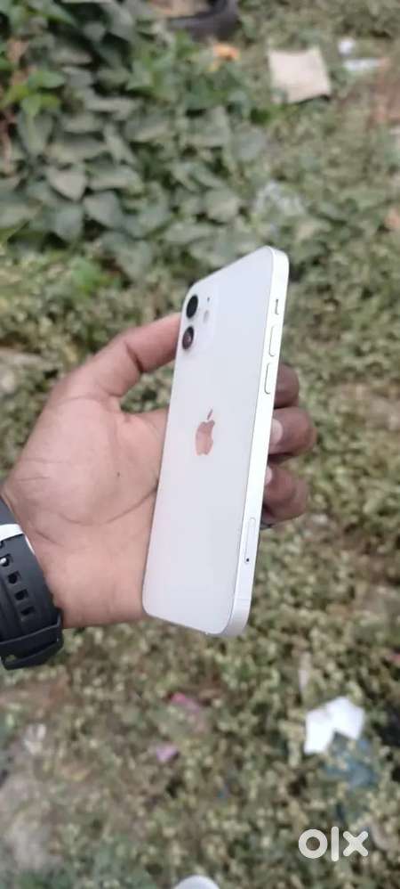 iPhone 125g 64gb