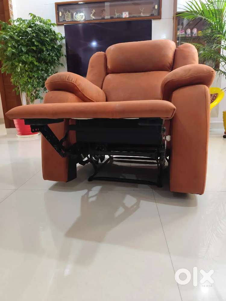 Recliner show room condition duro flex with steel frame tan color