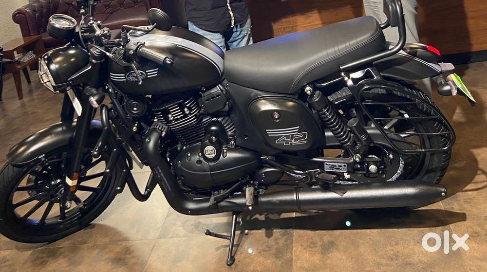 Jawa 42 running 11000 km only